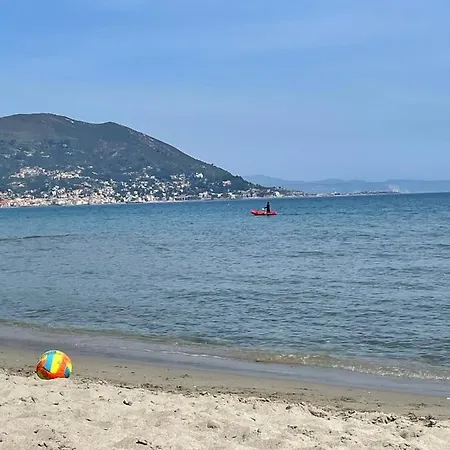 מלון Del Golfo 2*