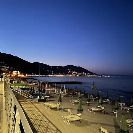 فندق Del Golfo